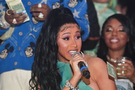 leaked cardi b|Cardi B explains how she accidentally leaked nude photo on。